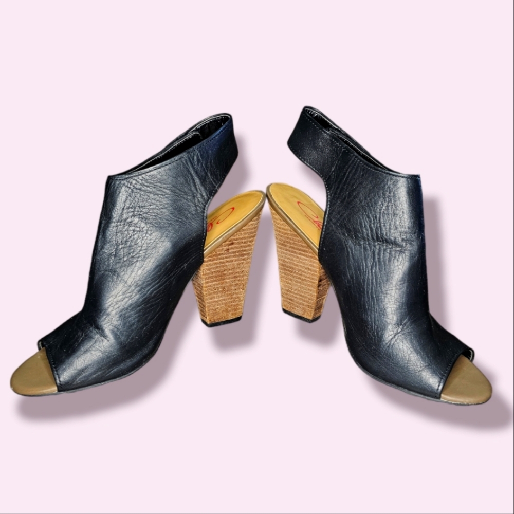 Women's Charly Amar Black Leather Heels Size 10M